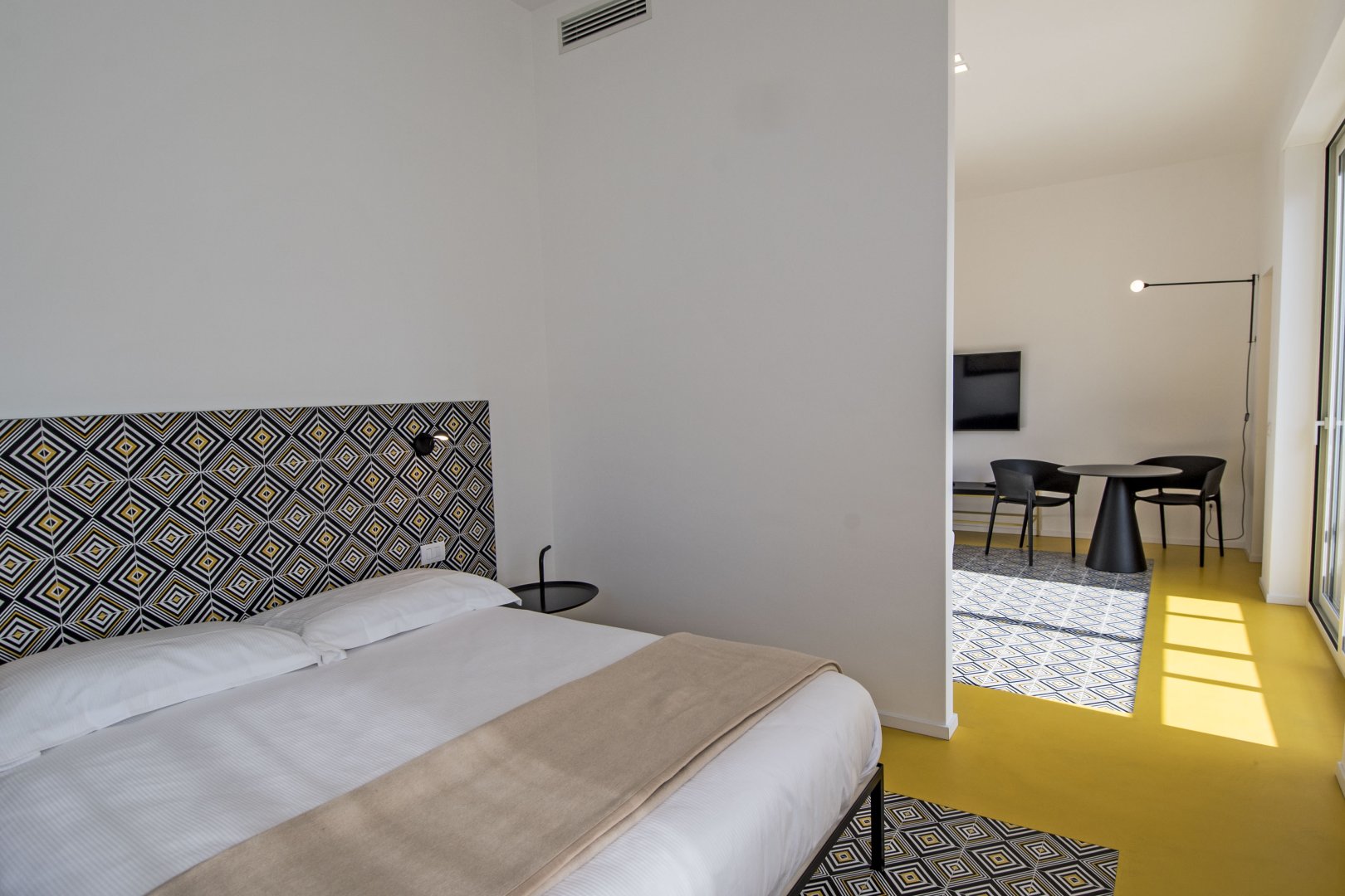 Foto 9 Toraldo Suites Napoli Centro Storico, 08