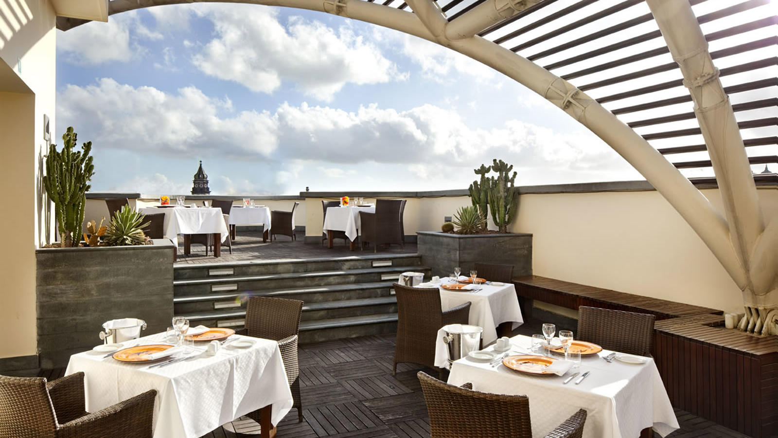 Napoli Stazione Centrale, 08