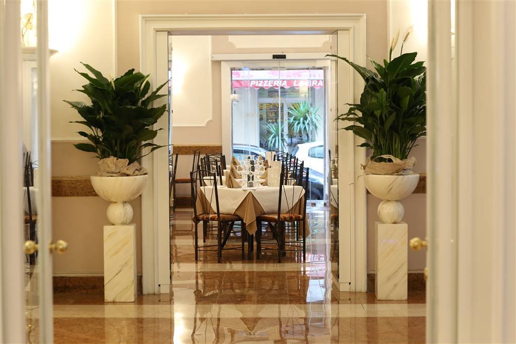 Foto 9 Hotel Vergilius Billia Napoli Stazione Centrale, 08