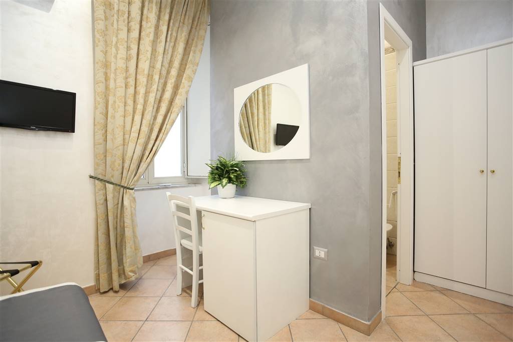 Foto 10 Hotel Vergilius Billia Napoli Stazione Centrale, 09