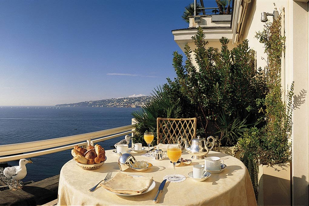 Foto 16 Grand Hotel Vesuvio Lungomare Caracciolo, 15