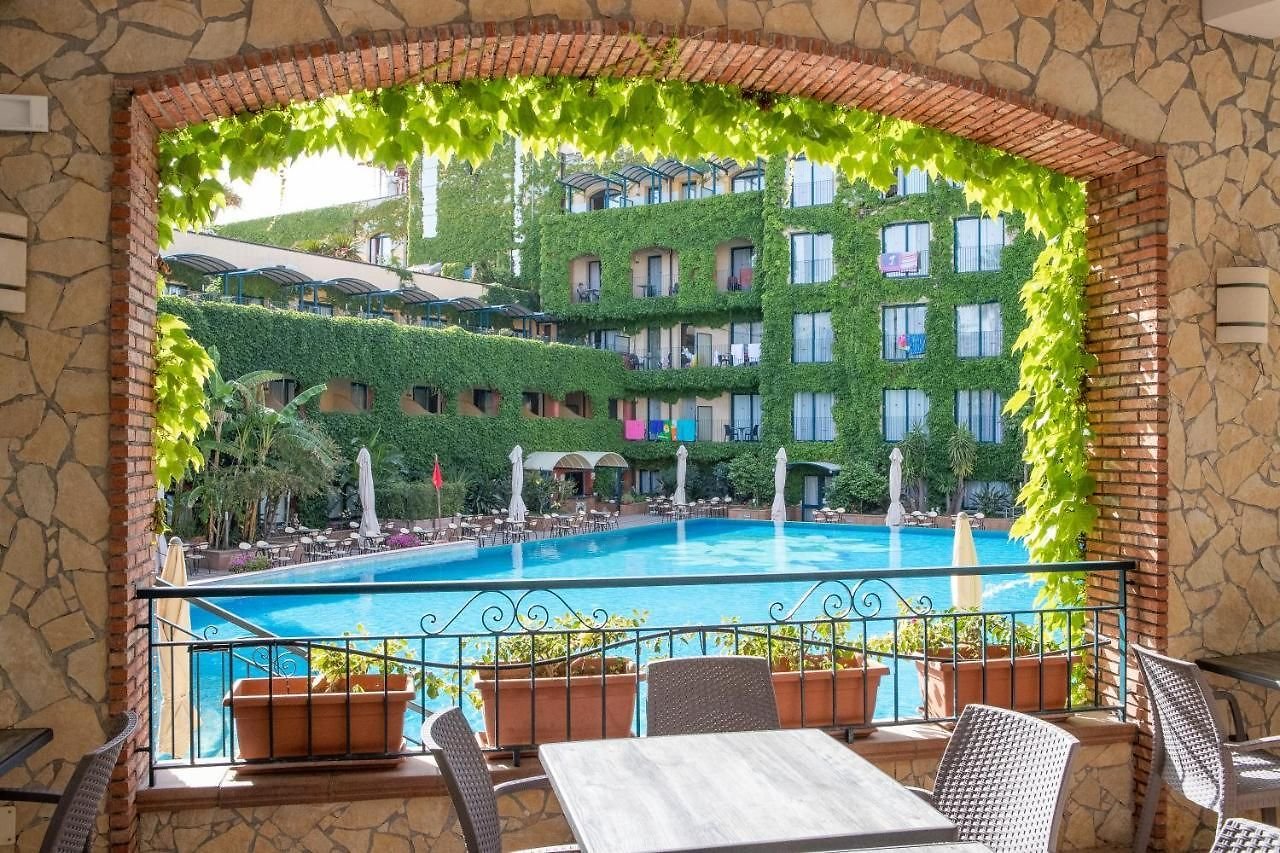 Foto 6 Caesar Palace Hotel Giardini Naxos, 05