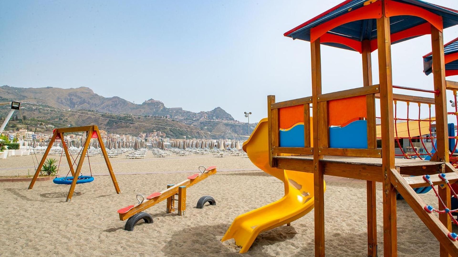 Foto 17 Caesar Palace Hotel Giardini Naxos, 16