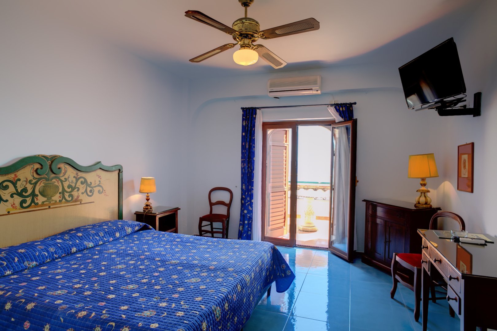 Foto 4 Hotel Kalos Giardini Naxos, 03