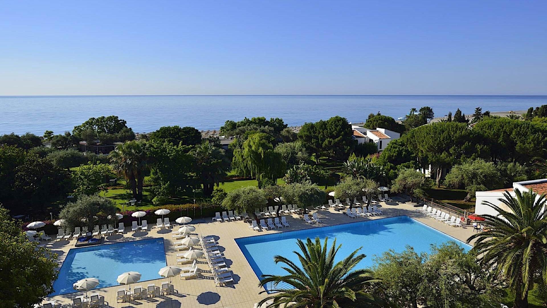 Foto 2 Unahotels Naxos Beach Giardini Naxos, 01