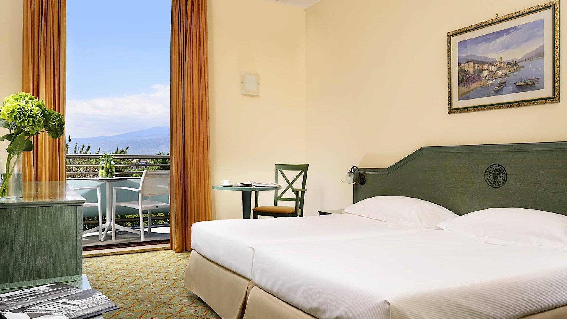 Foto 5 Unahotels Naxos Beach Giardini Naxos, 04