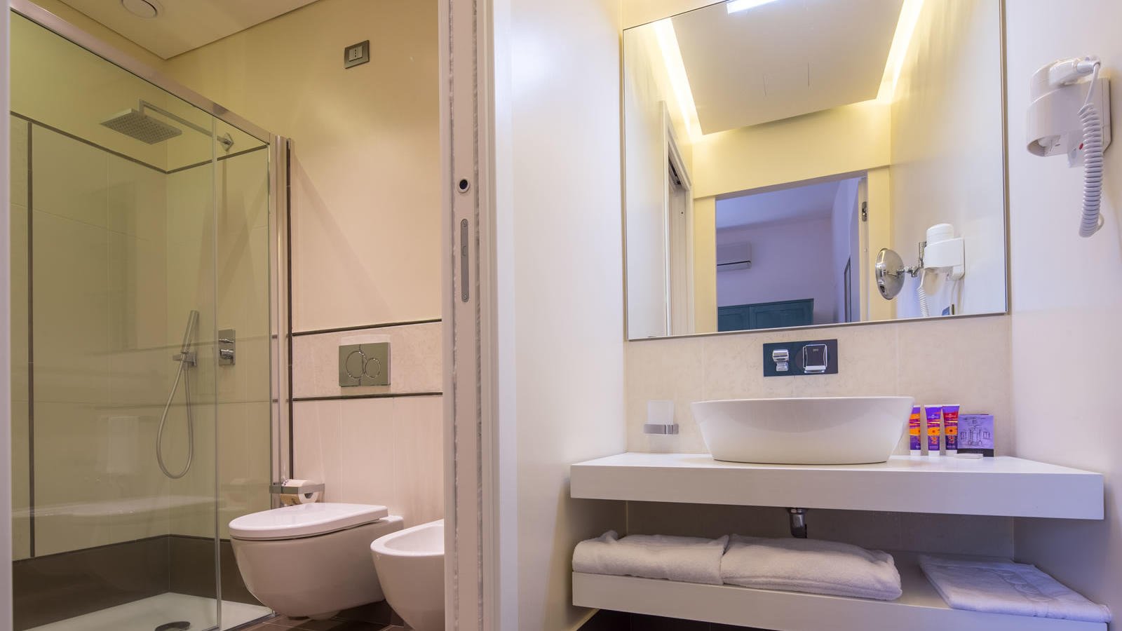 Foto 10 Unahotels Naxos Beach Giardini Naxos, 09