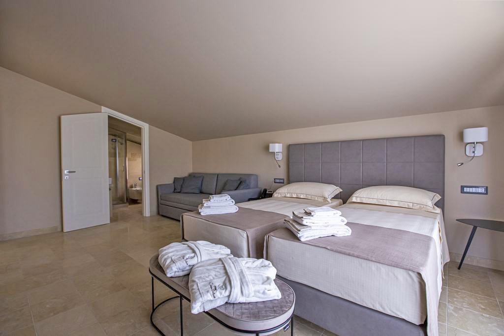 Foto 15 Hotel Simon Bolivar Noto, 14