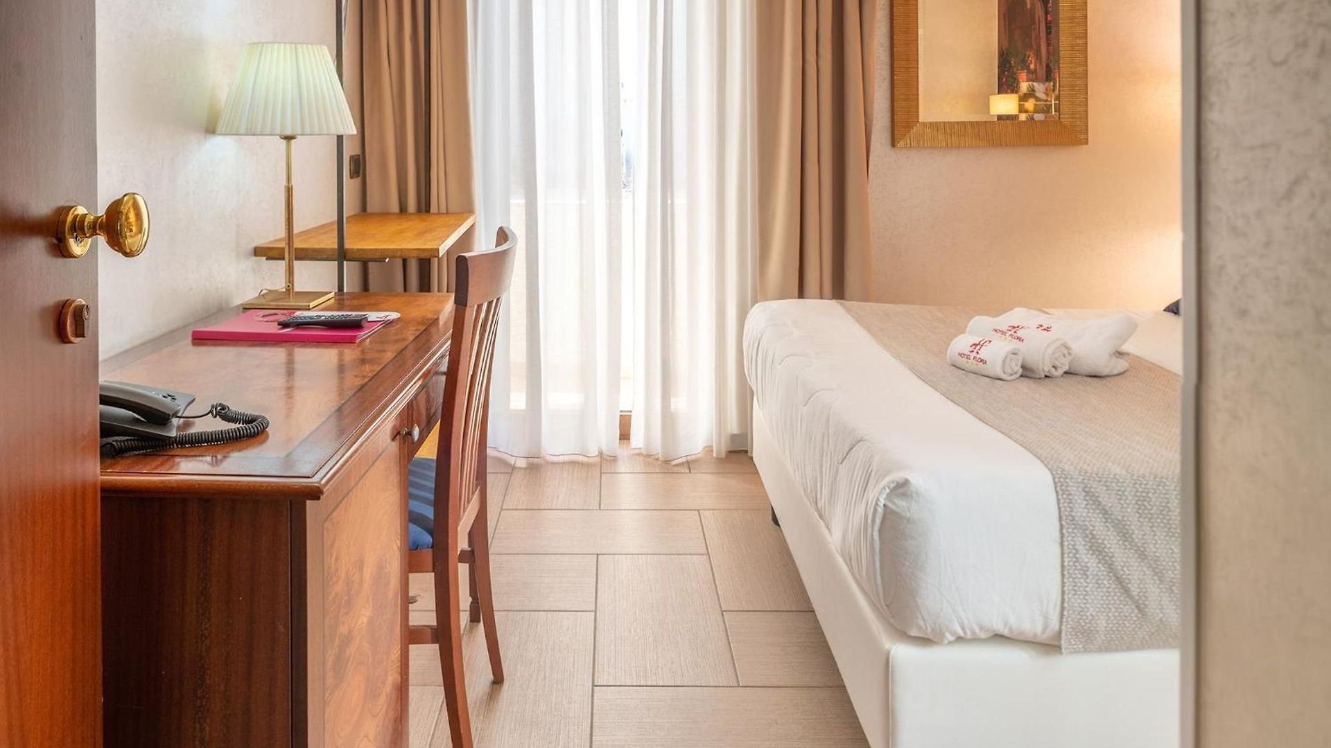 Foto 2 Hotel Flora Noto, 01