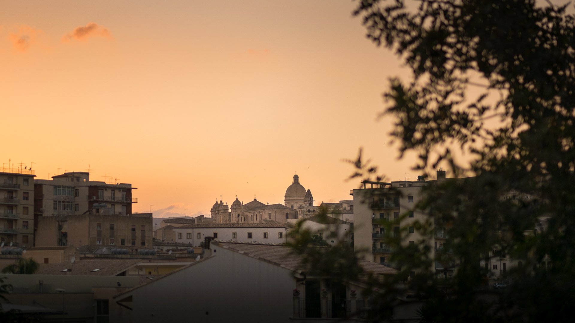 Foto 2 Netum Hotel Noto, 01