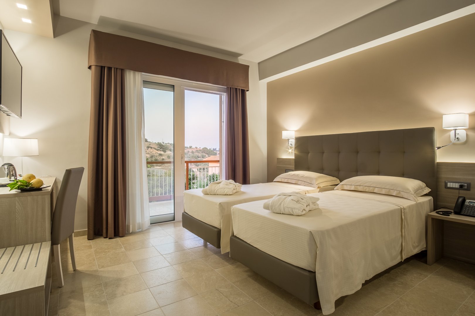 Foto 5 Netum Hotel Noto, 04