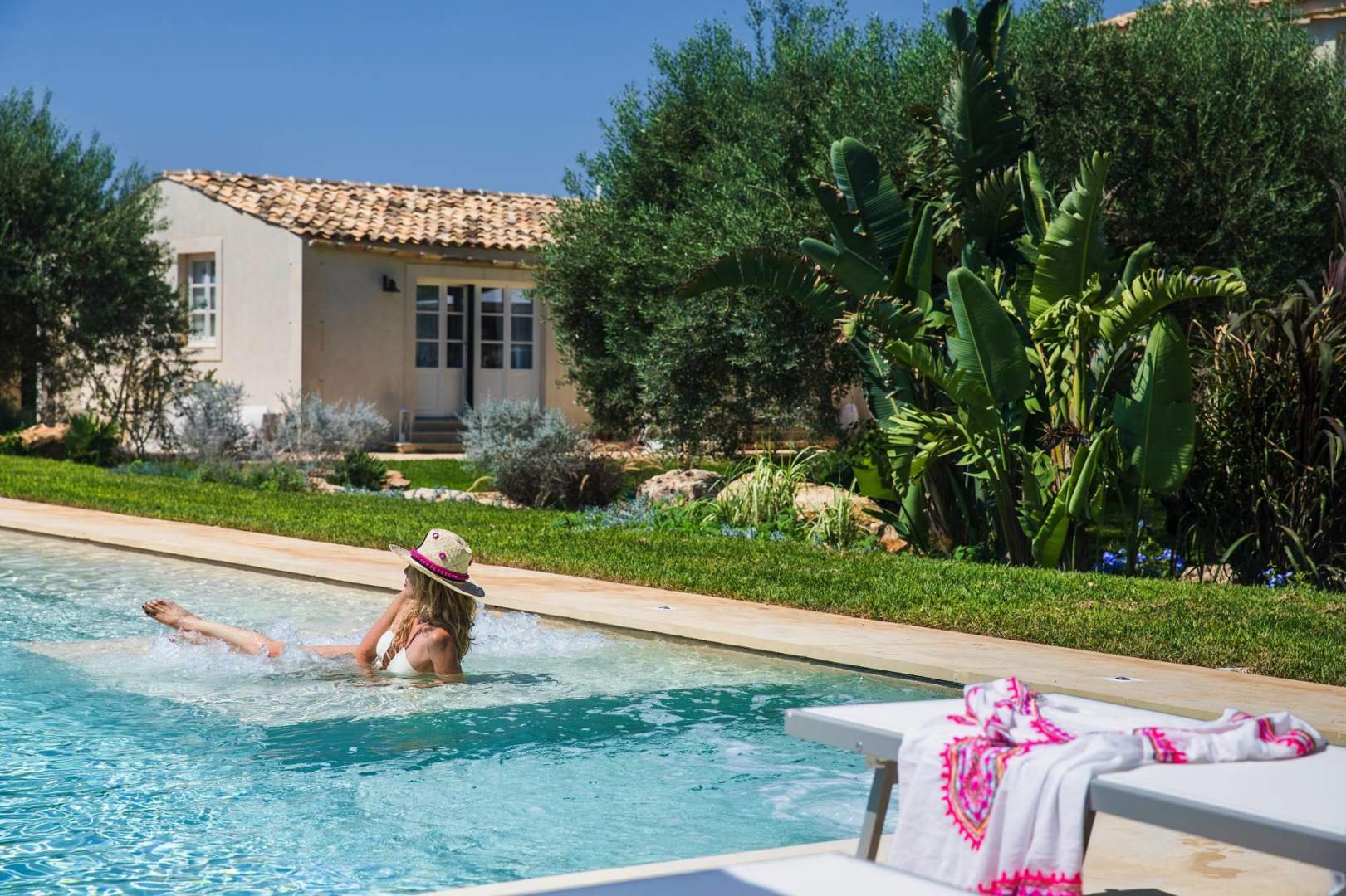 Foto 12 Zahir Country House Noto, 11