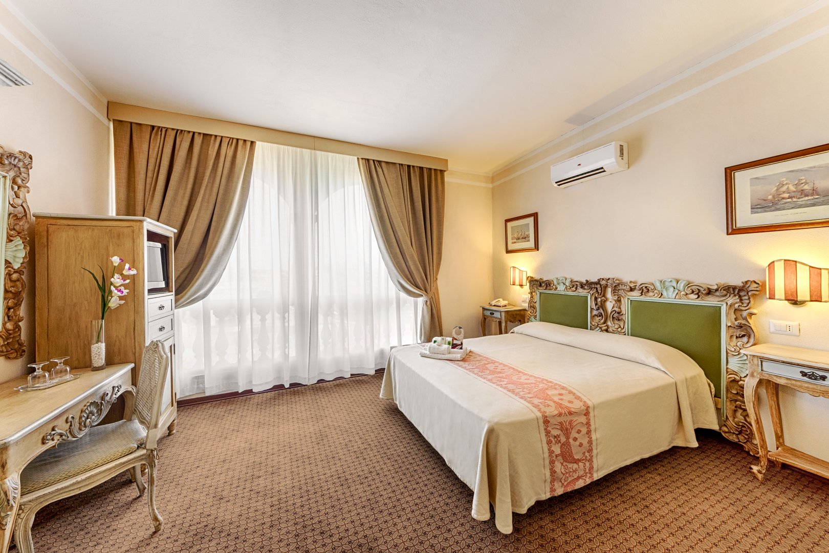 Foto 6 Colonna Palace Hotel Mediterraneo Olbia, 05