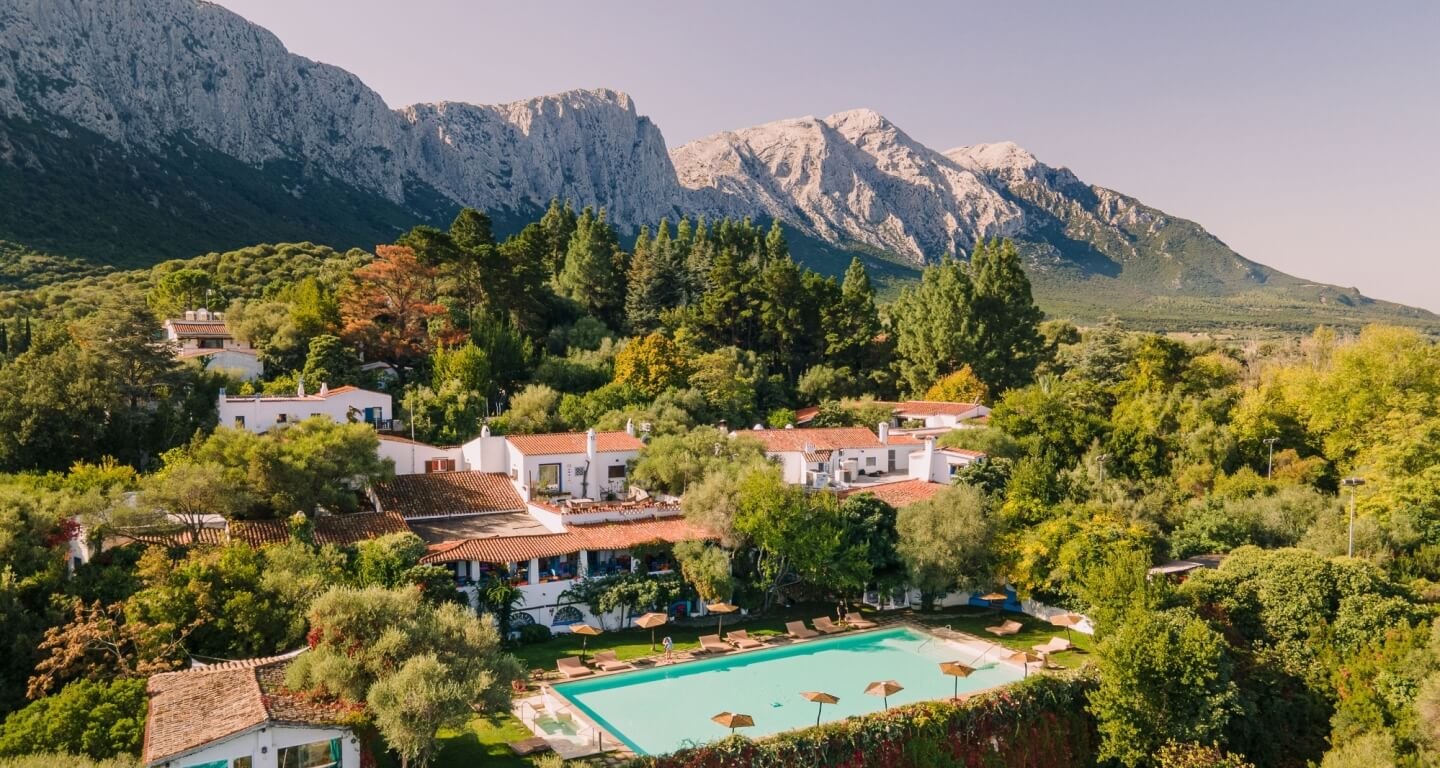 Foto 2 Su Gologone Experience Hotel Oliena, 01