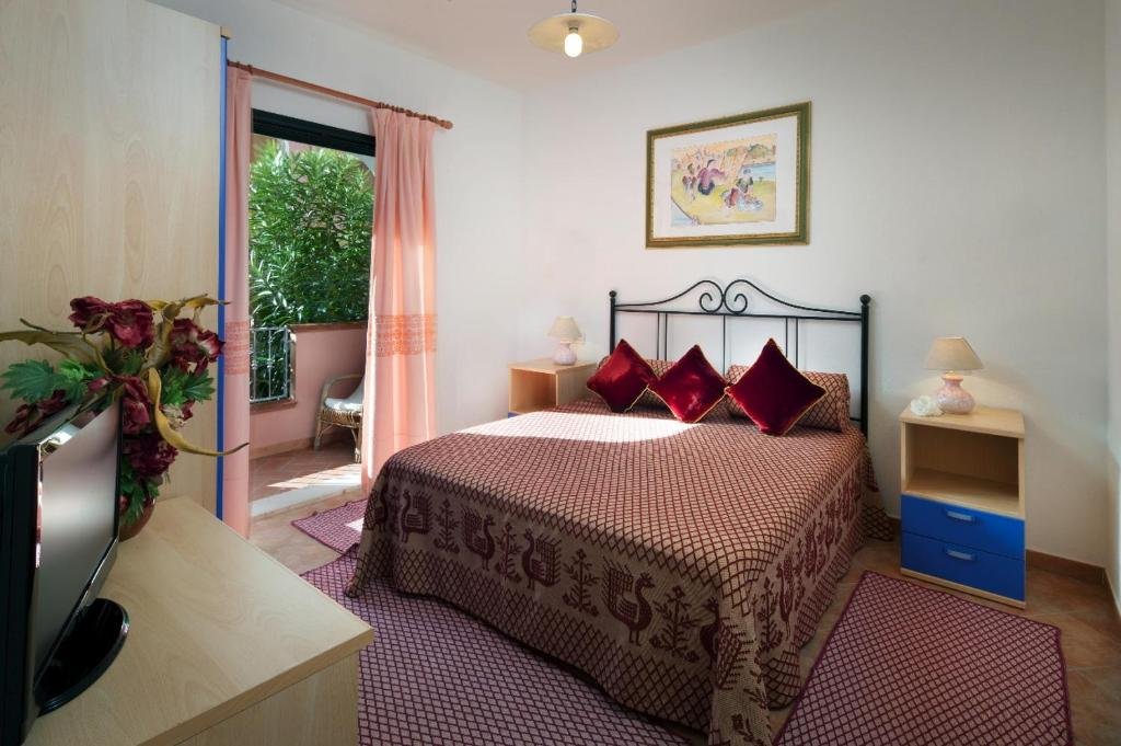 Foto 5 Appartamenti Ginestre e Oleandri Orosei, 04