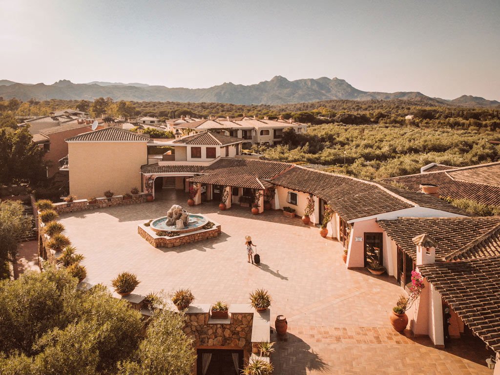 Foto 3 Residence Sos Alinos Orosei, 02