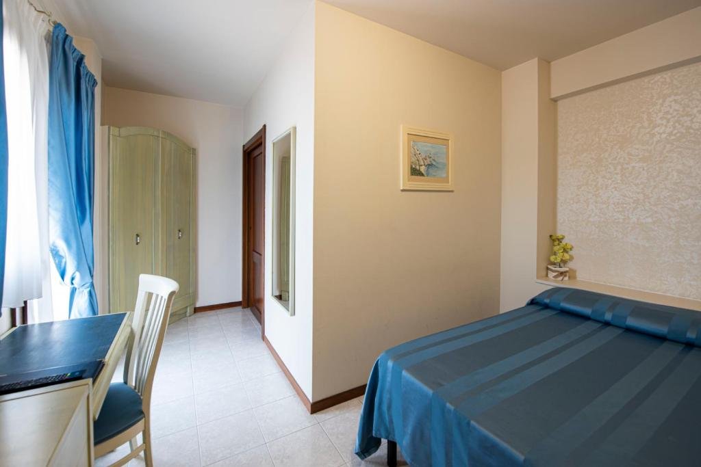 Foto 4 Hotel Cristoforo Colombo Ancona, 03
