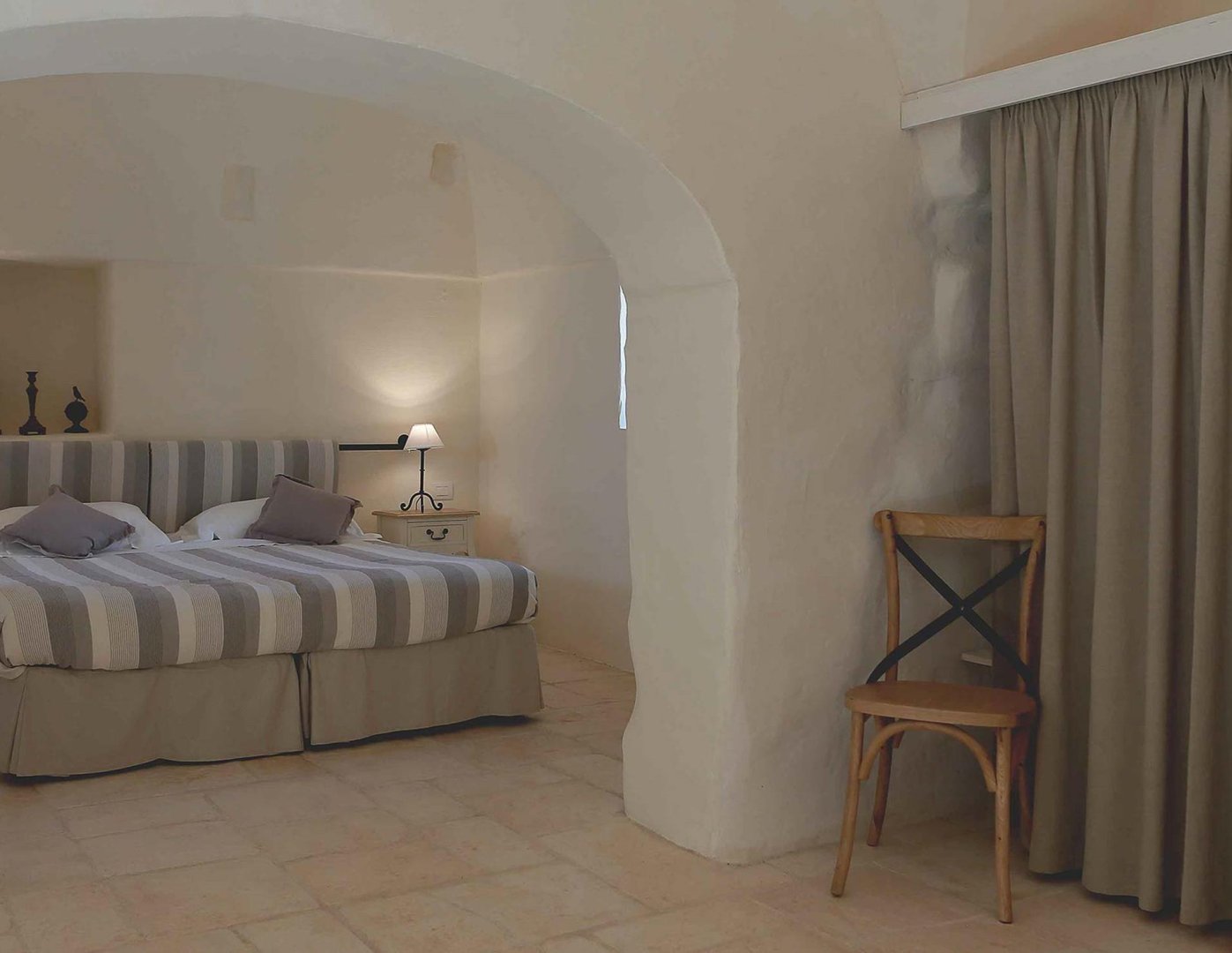 Foto 10 Masseria Le Carrube Ostuni, 09