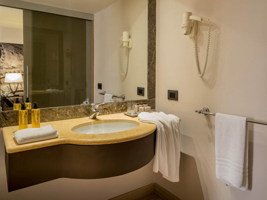 Foto 13 Hotel Federico II Central Palace & SPA Palermo, 12