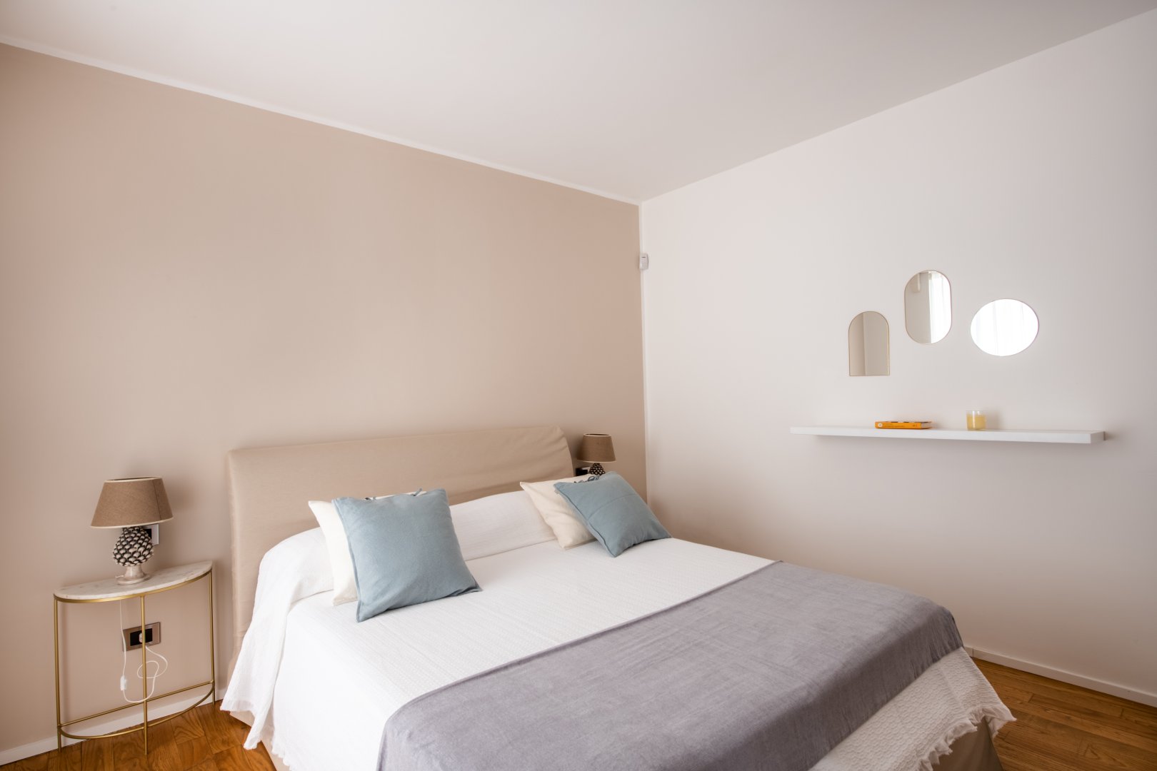 Foto 14 Moncada Suites & Apartments Palermo, 13