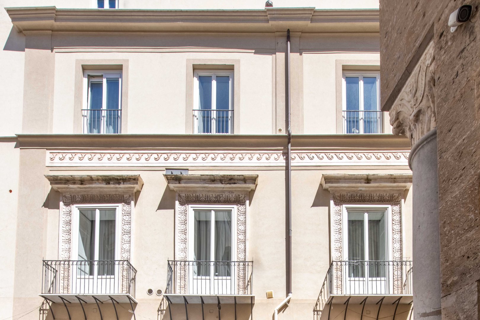 Foto 19 Moncada Suites & Apartments Palermo, 18