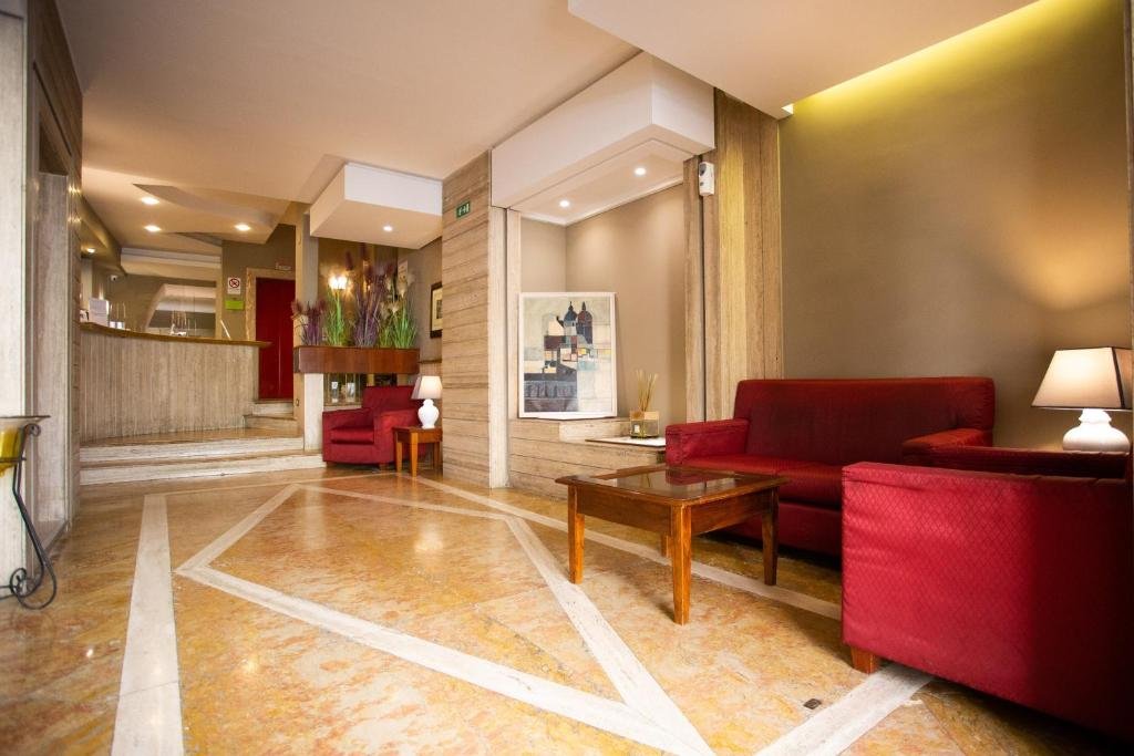 Foto 12 Hotel Posta Palermo, 11