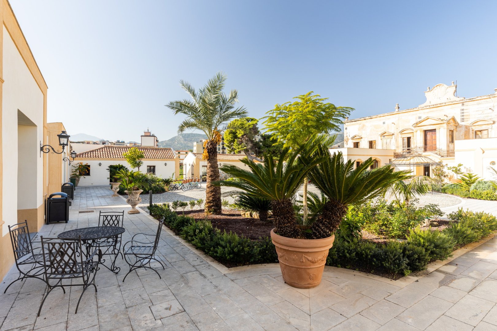 Foto 6 Villa del Gattopardo Suites & SPA Palermo, 05