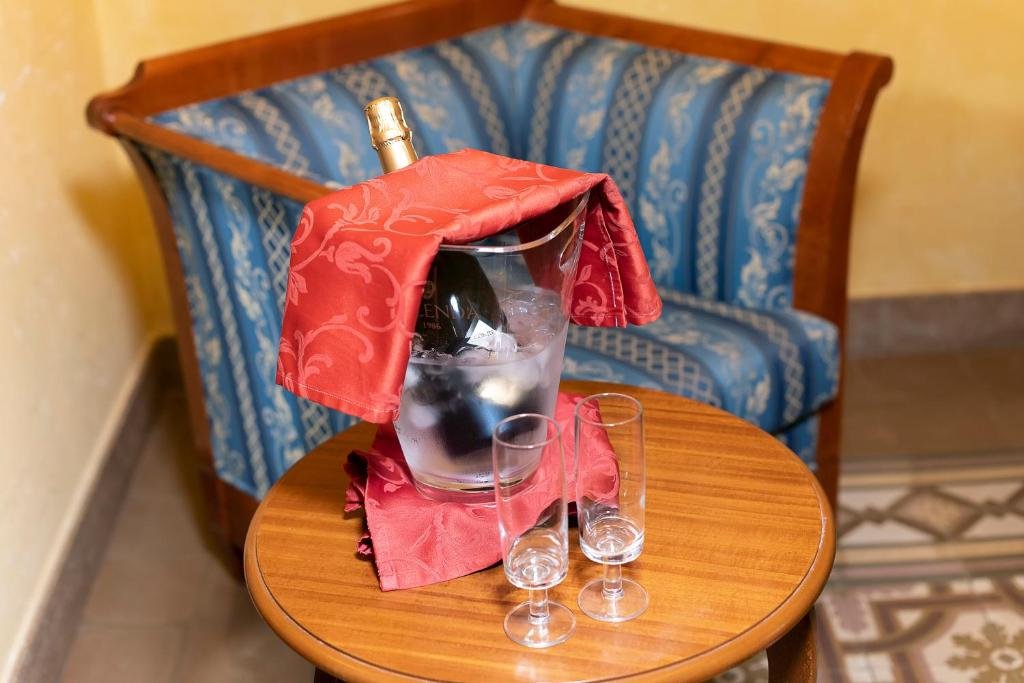 Foto 15 Hotel Tonic Palermo, 14