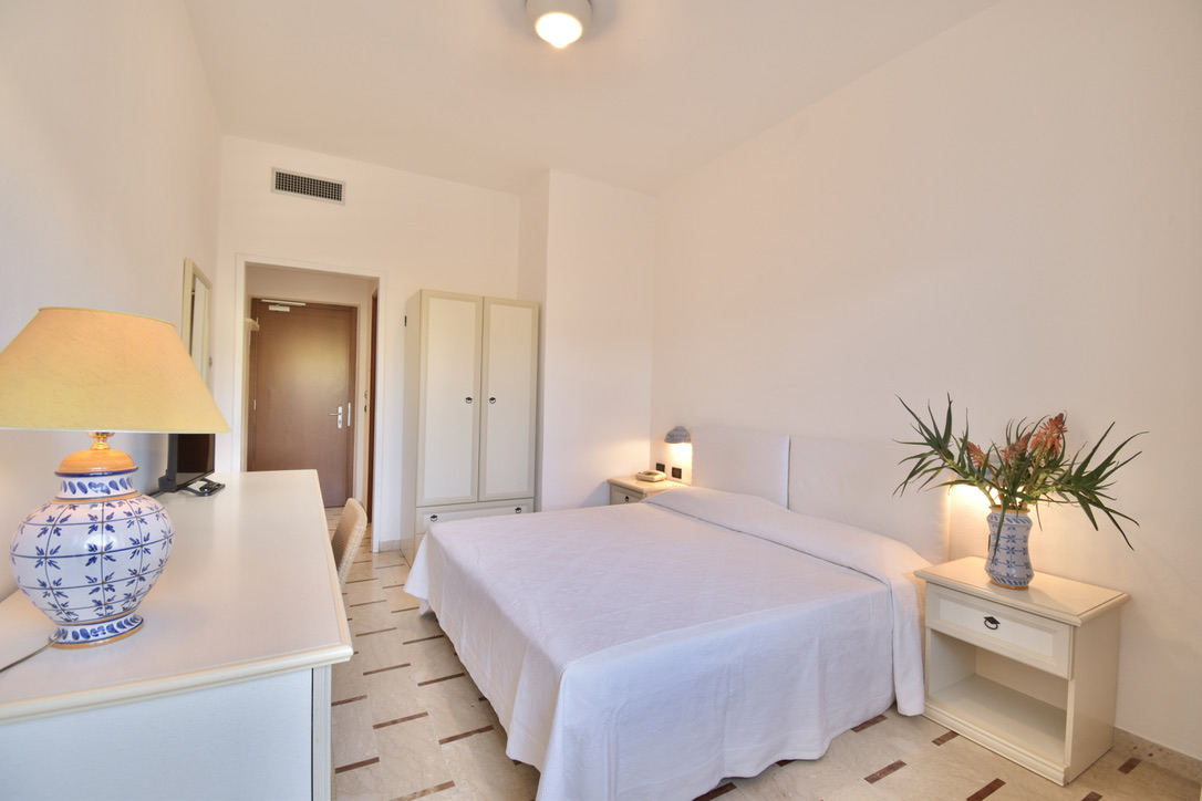 Isola di Pantelleria, 12