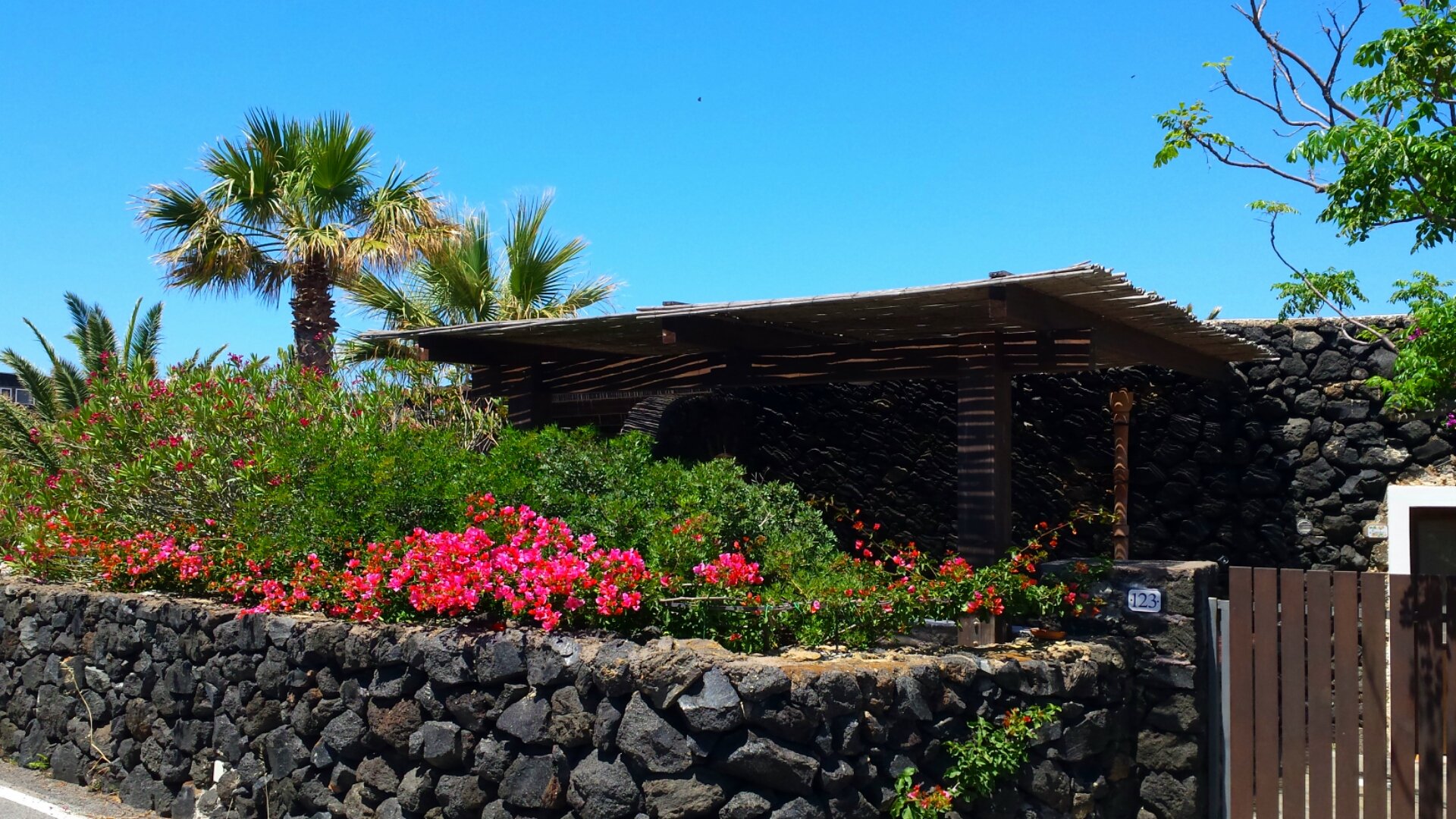 Foto 3 La Cala Cottone Relais Isola di Pantelleria, 02