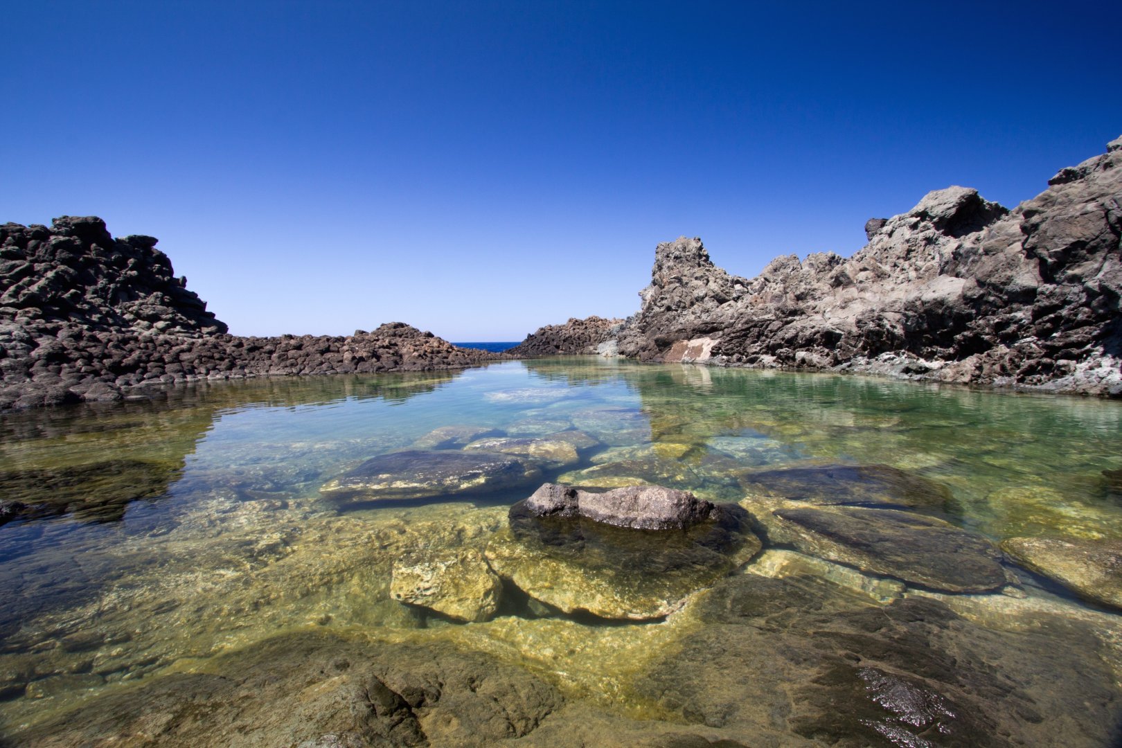 Foto 9 Dammusi di Punta Karace Isola di Pantelleria, 01
