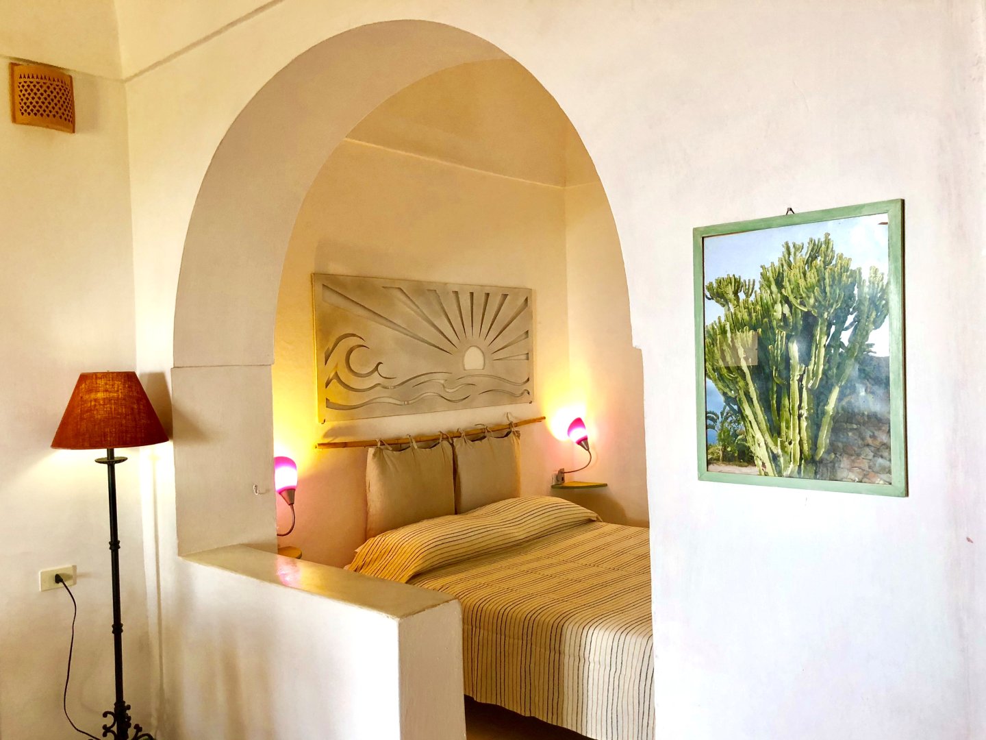 Foto 4 Dammusi Sciuvechi Resort Isola di Pantelleria, 03