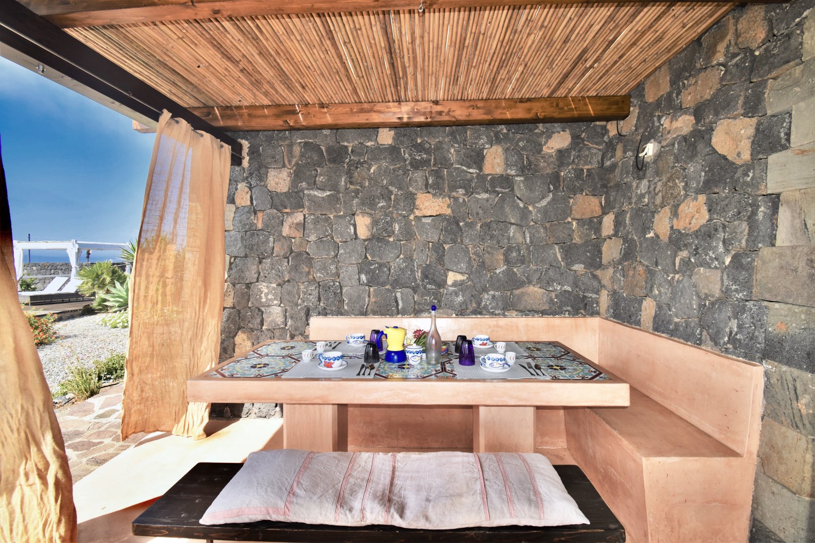 Isola di Pantelleria, 12