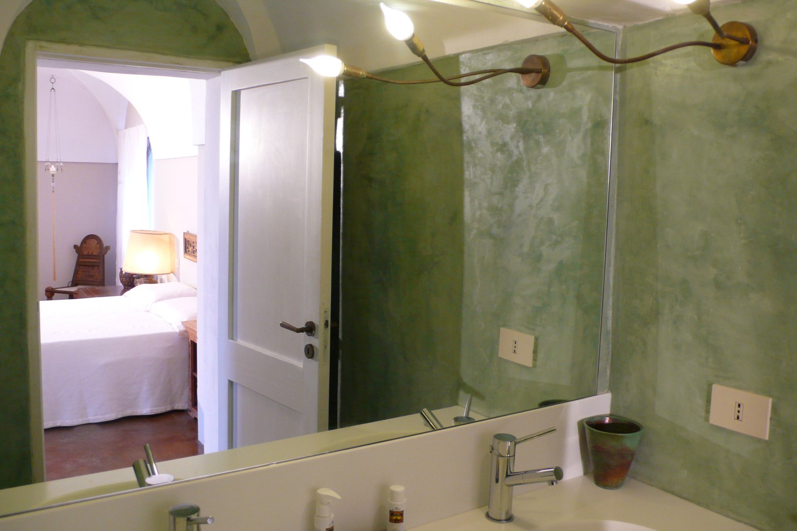 Foto 6 Zubebi Resort Isola di Pantelleria, 05