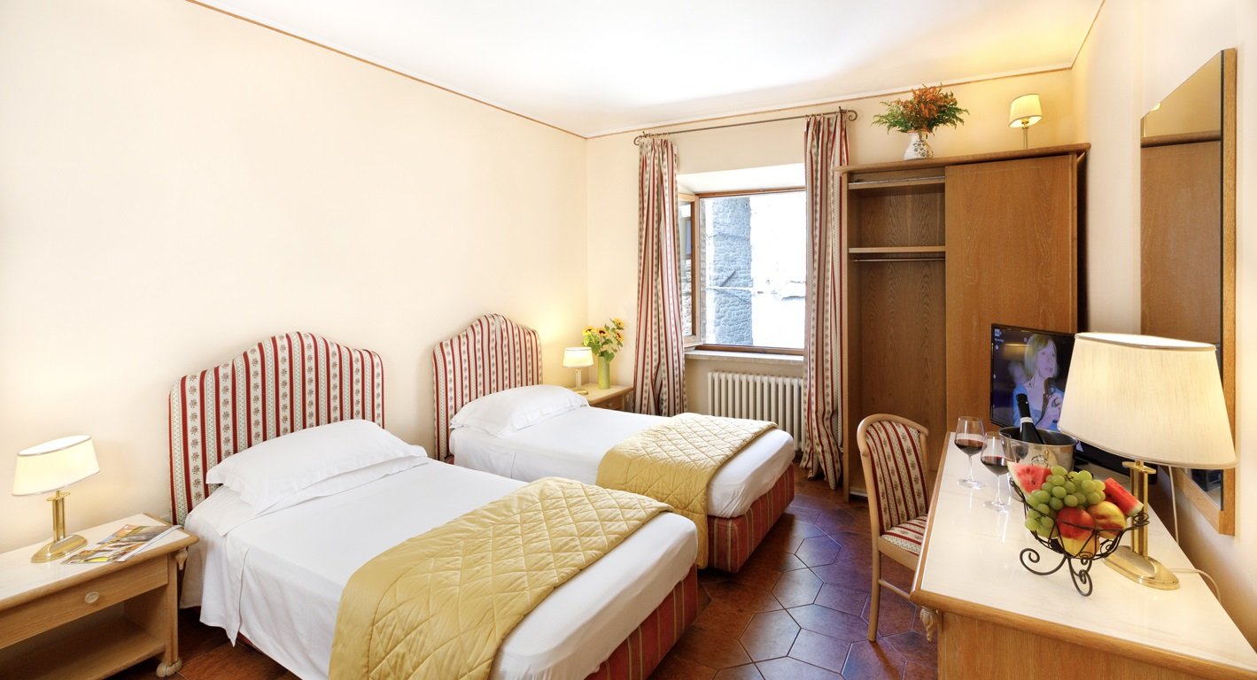 Foto 3 Relais La Fattoria Passignano sul Trasimeno, 02