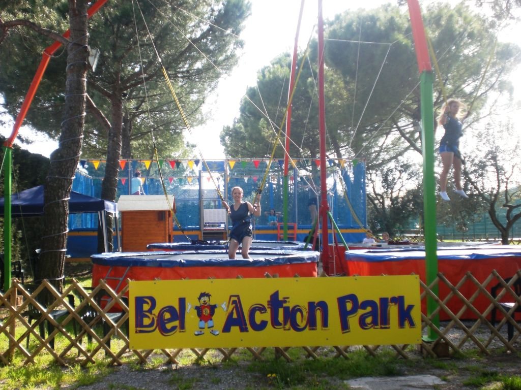 Foto 12 Camping Bella Italia Peschiera del Garda, 11