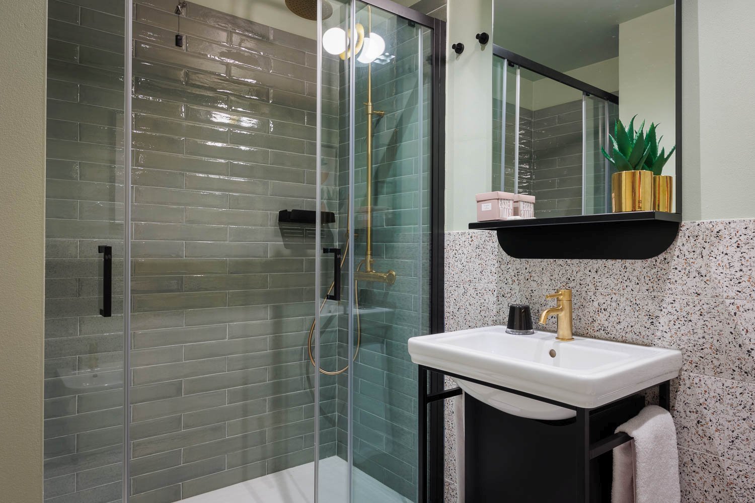 Foto 8 Charlie In Pesaro Pesaro, 07