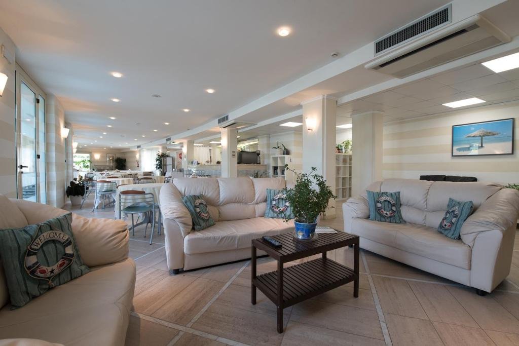 Foto 4 Residence Onda Marina Pietrasanta, 03