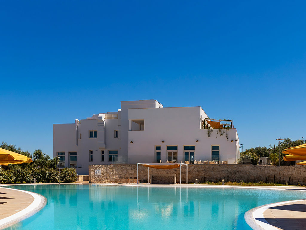 Foto 2 Cala Ponte – Tribute Portfolio Hotel by Marriot Polignano a Mare, 01