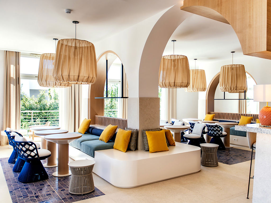 Foto 4 Cala Ponte – Tribute Portfolio Hotel by Marriot Polignano a Mare, 03