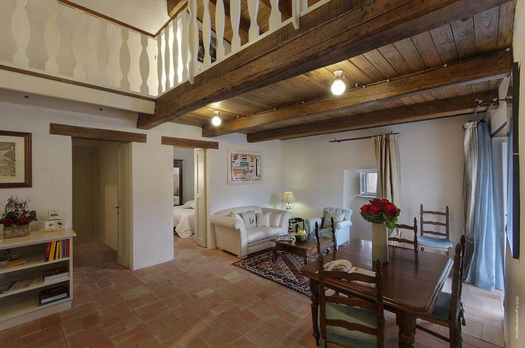 Foto 10 Castello di Postignano Perugia e Dintorni, 09