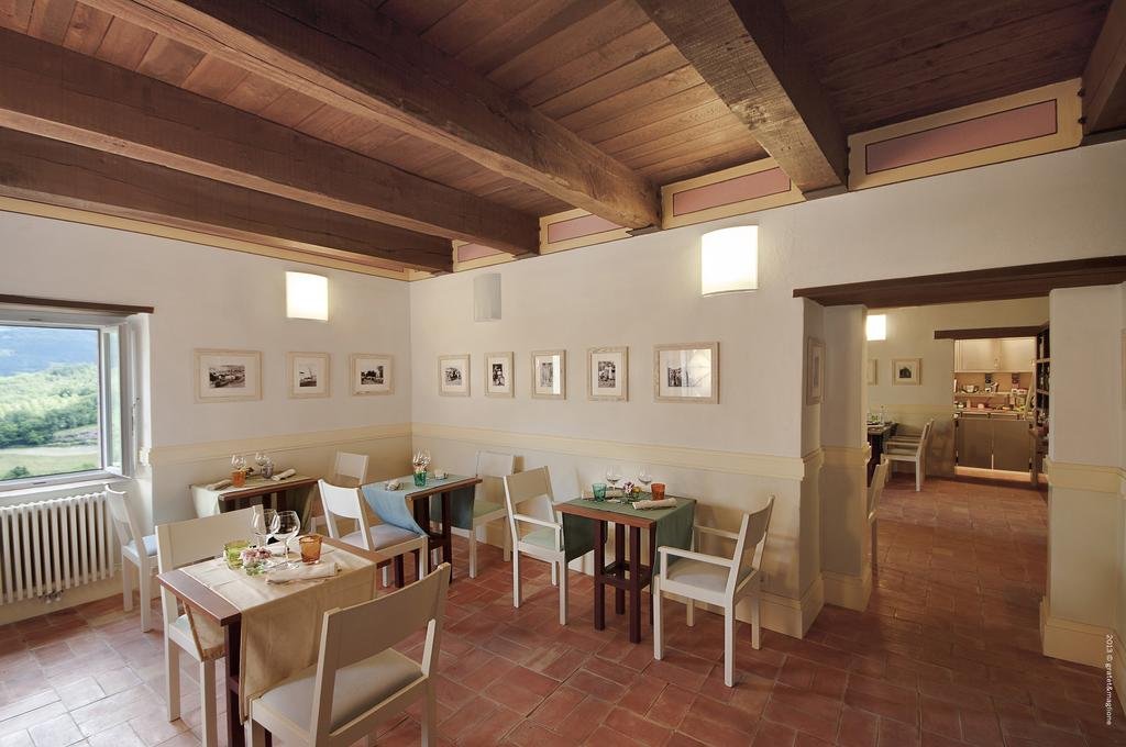 Foto 13 Castello di Postignano Perugia e Dintorni, 12