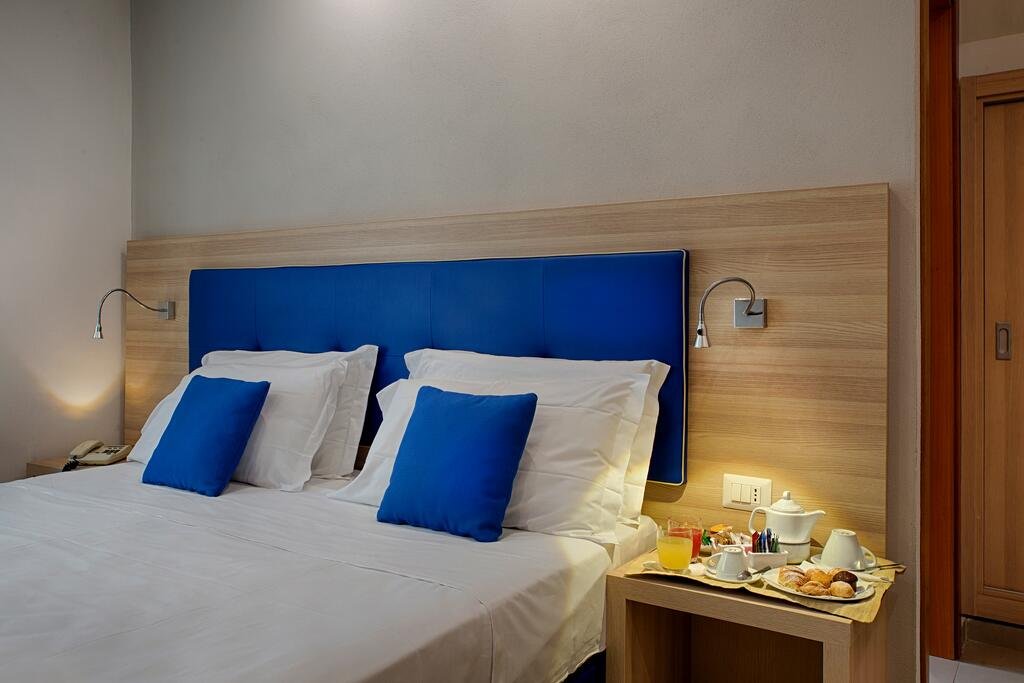 Foto 4 Hotel American Pozzuoli, 03