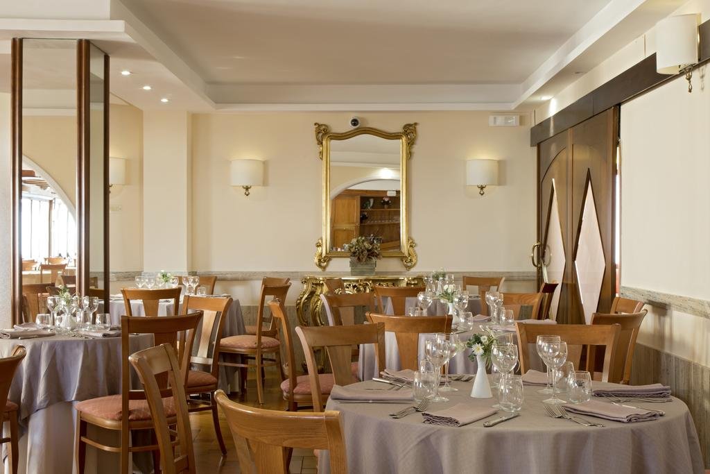 Foto 6 Hotel American Pozzuoli, 05