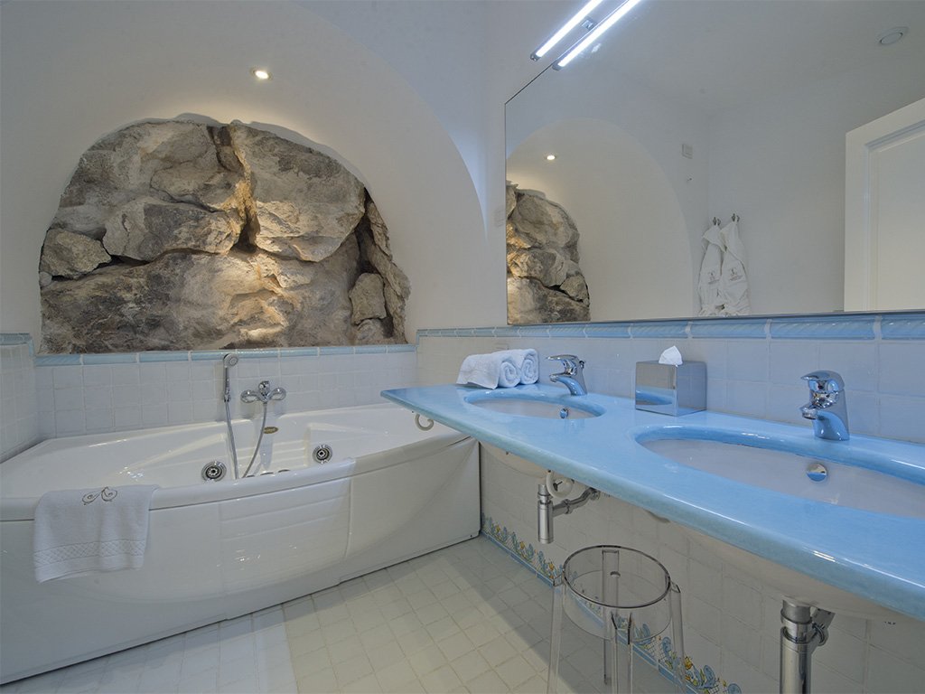 Foto 14 Piccolo Sant'Andrea Luxury Suite Hotel & Spa Praiano, 13