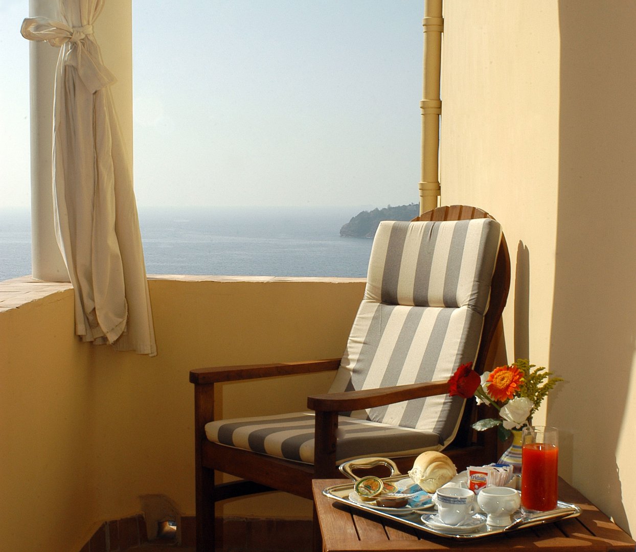 Foto 4 Hotel La Casa sul Mare Procida, 03