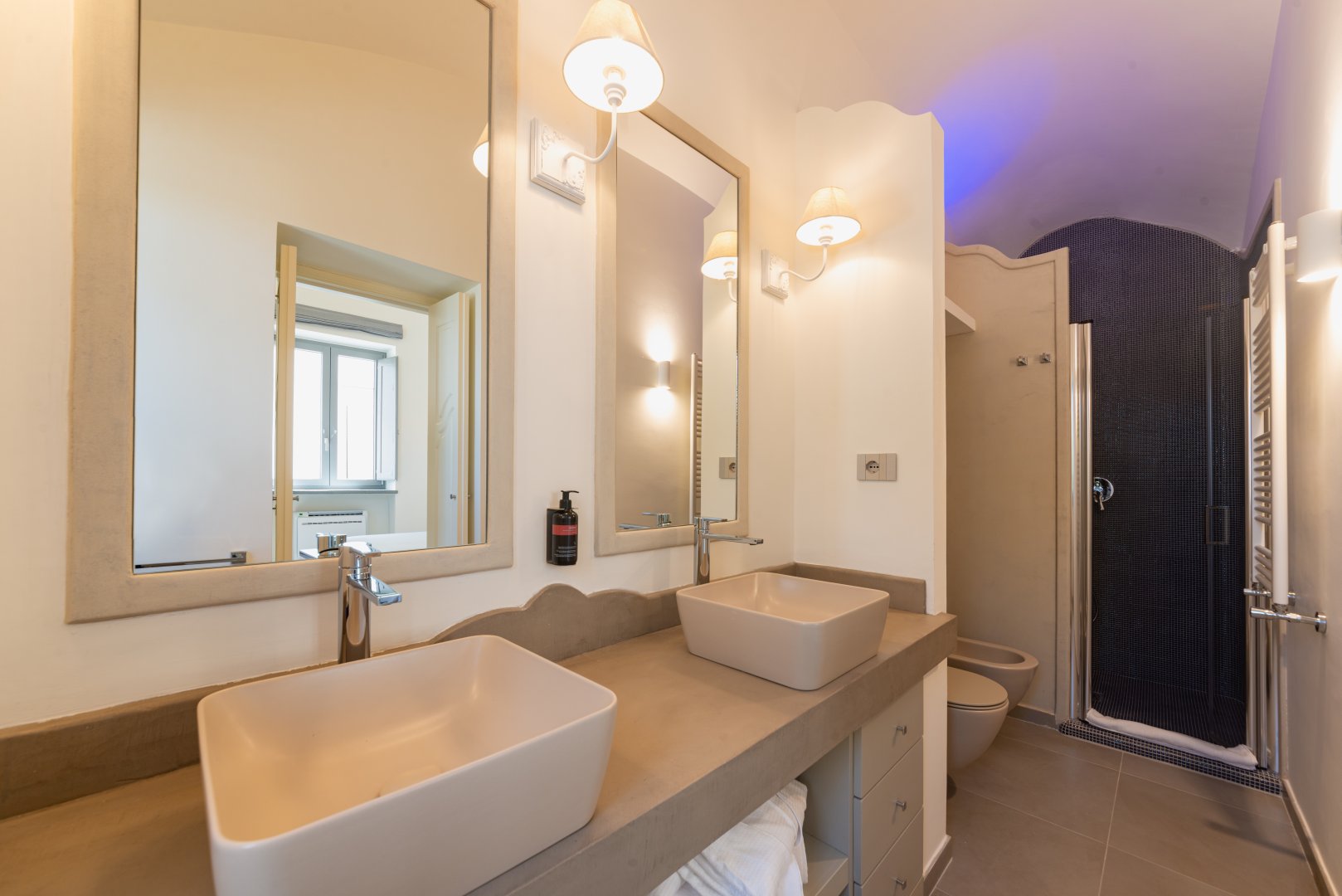 Foto 5 Insula Boutique Hotel Procida, 04