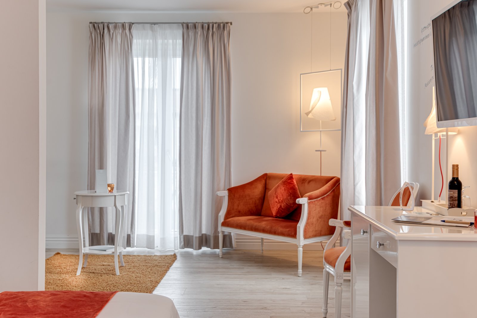 Foto 11 Boutique Hotel Villa Liberty - Capitano Collection - Albergo Diffuso San Quirico d'Orcia, 10