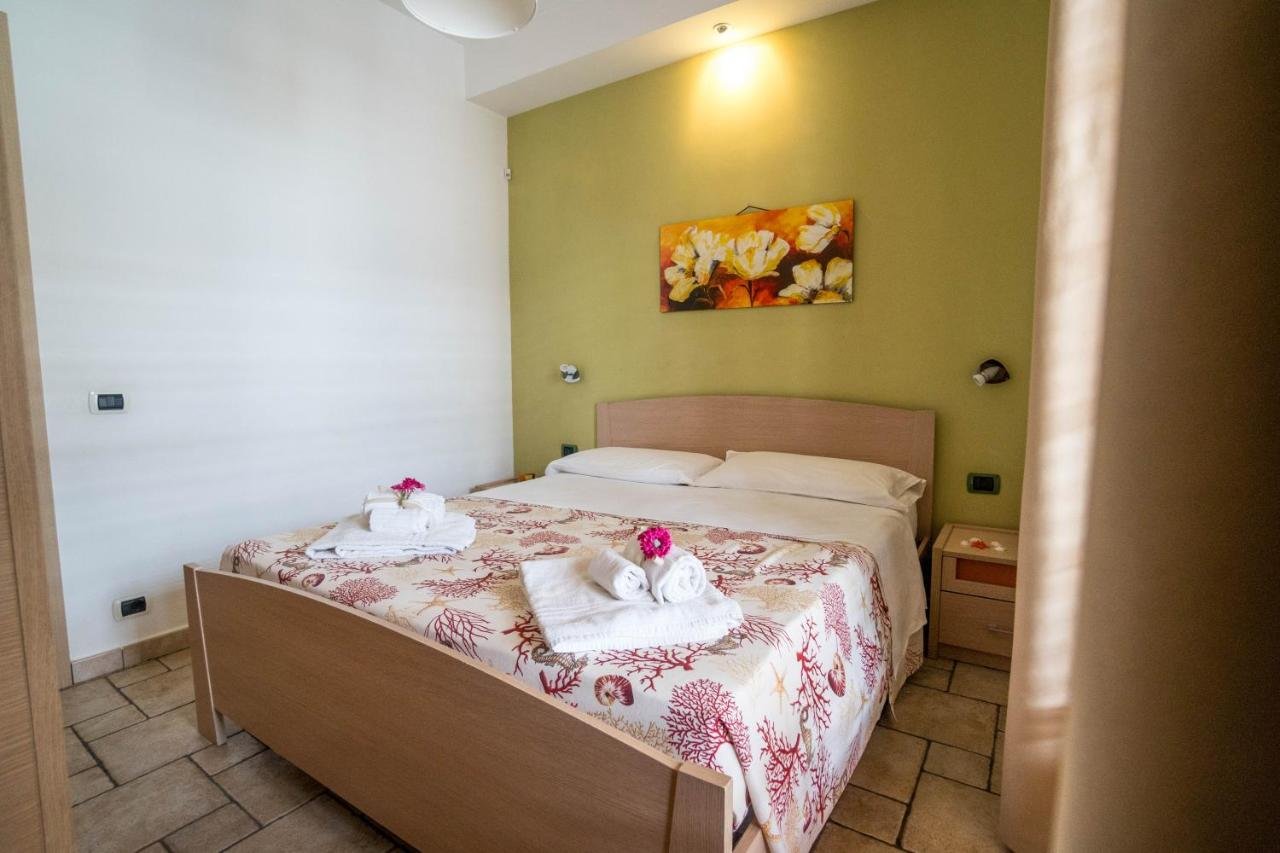 Foto 6 CapoSud Marina Holiday Houses Marina di Ragusa, 05