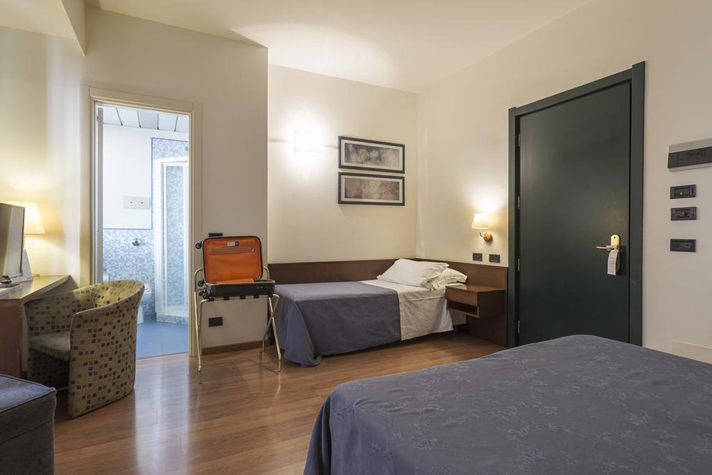 Foto 6 Hotel Montreal Ragusa, 05